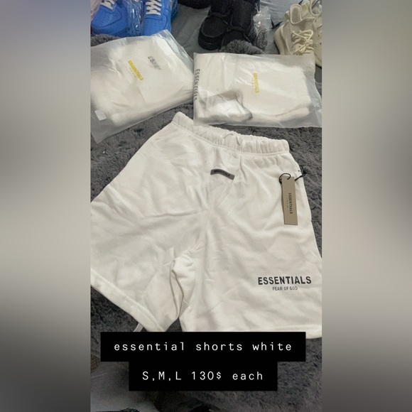essential shorts white